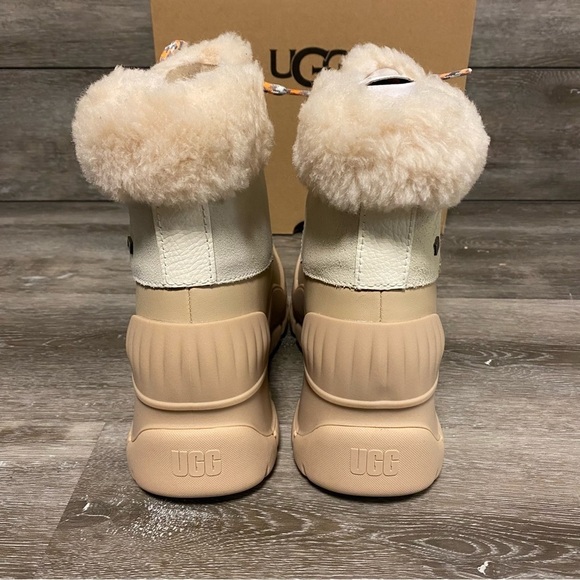 UGG | Adiroam Hiker Ankle Boots Fossil White New - Picture 10 of 13